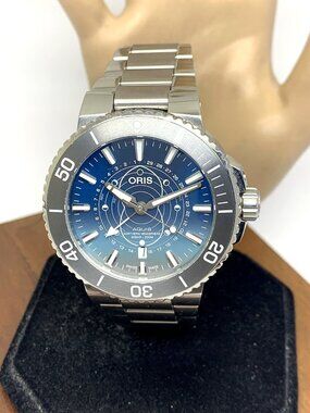 Oris Men's Watch Aquis Dat Watt Swiss Automatic Blue Dial Stainless Steel 43.5mm